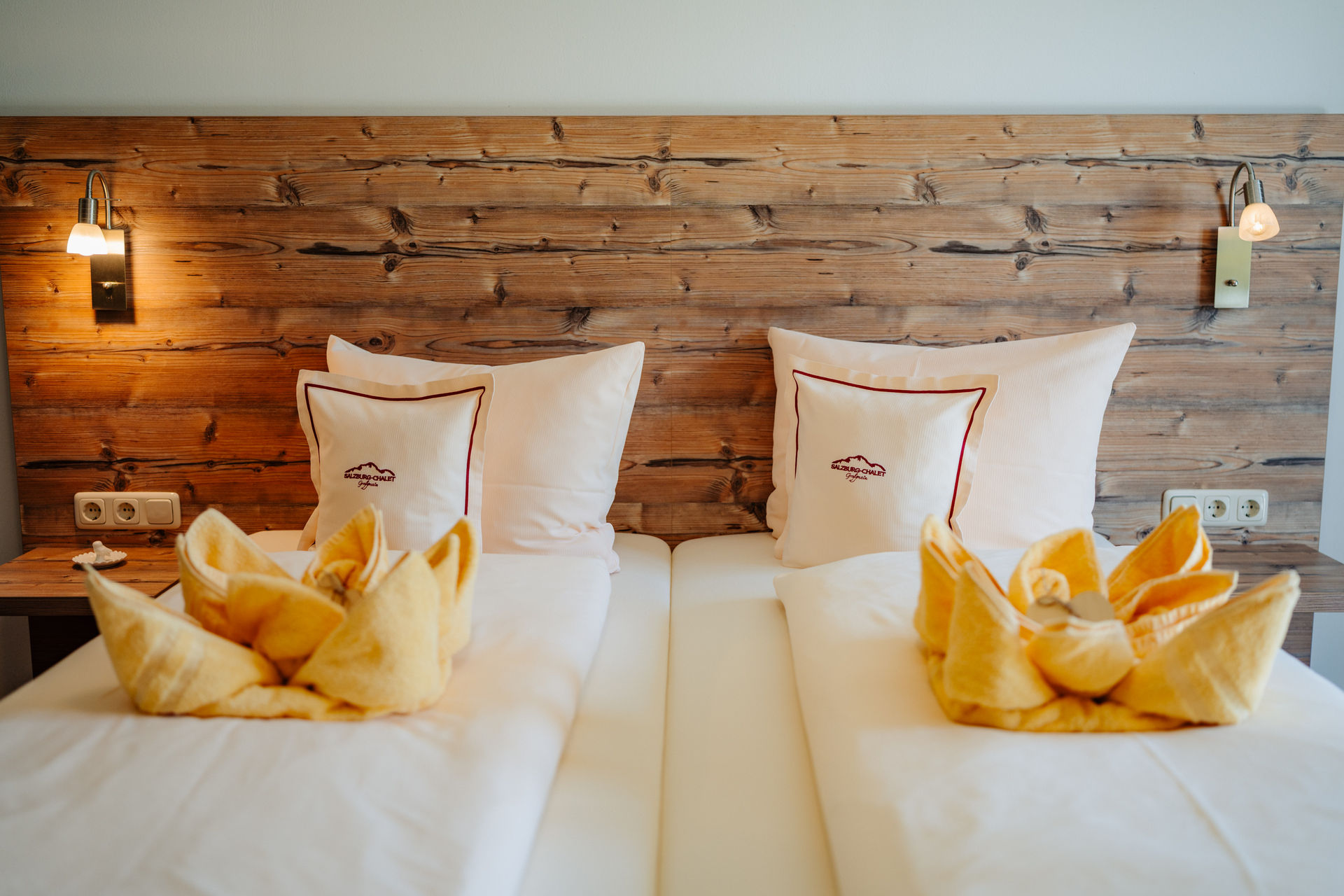 77 - 20250612StefanGulden_SalzburgChalet_Schlafzimmer_009